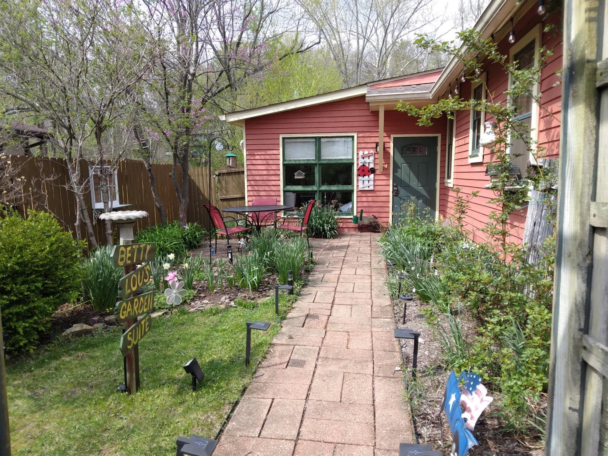 Bed and Breakfast Betty Lous Garden à Nashville Extérieur photo